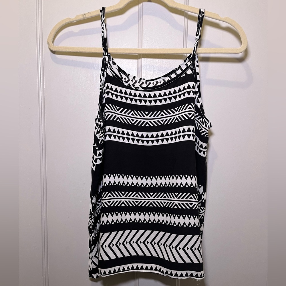 Geo Print Black/White Cami Size M